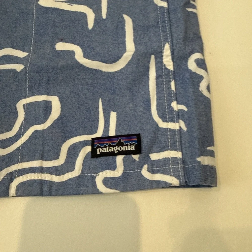 NWT Patagonia Kids Funhogger Swim trunks W/Pockets & Backsnap Pocket Sz XL